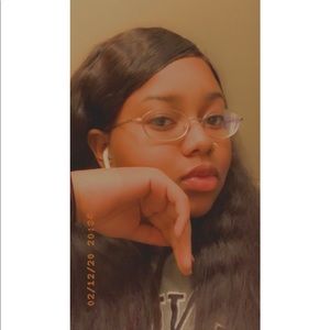 Meet your Posher, Briana